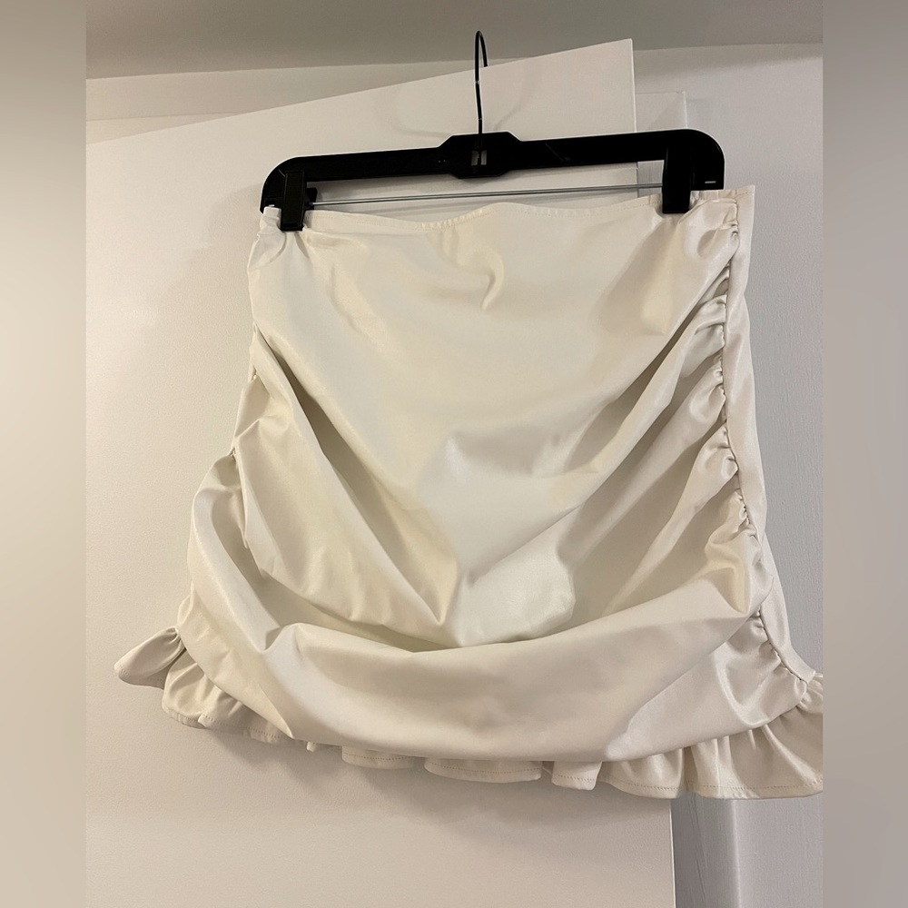 White leather skirt